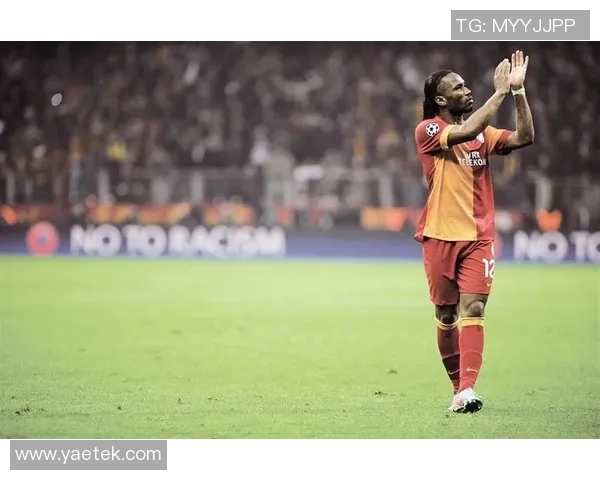 卡帕尼尼足球肥包独特魅力揭示与收藏价值分析