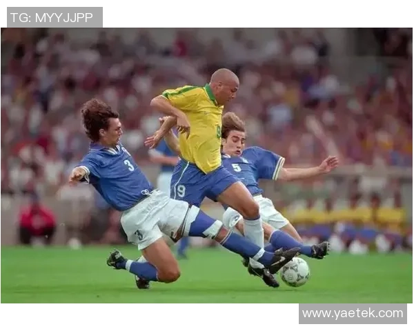 俄罗斯足球队的明星球员盘点及其在国际赛场上的表现分析 俄罗斯足球队的明星球员盘点及其在国际赛场上的表现分析